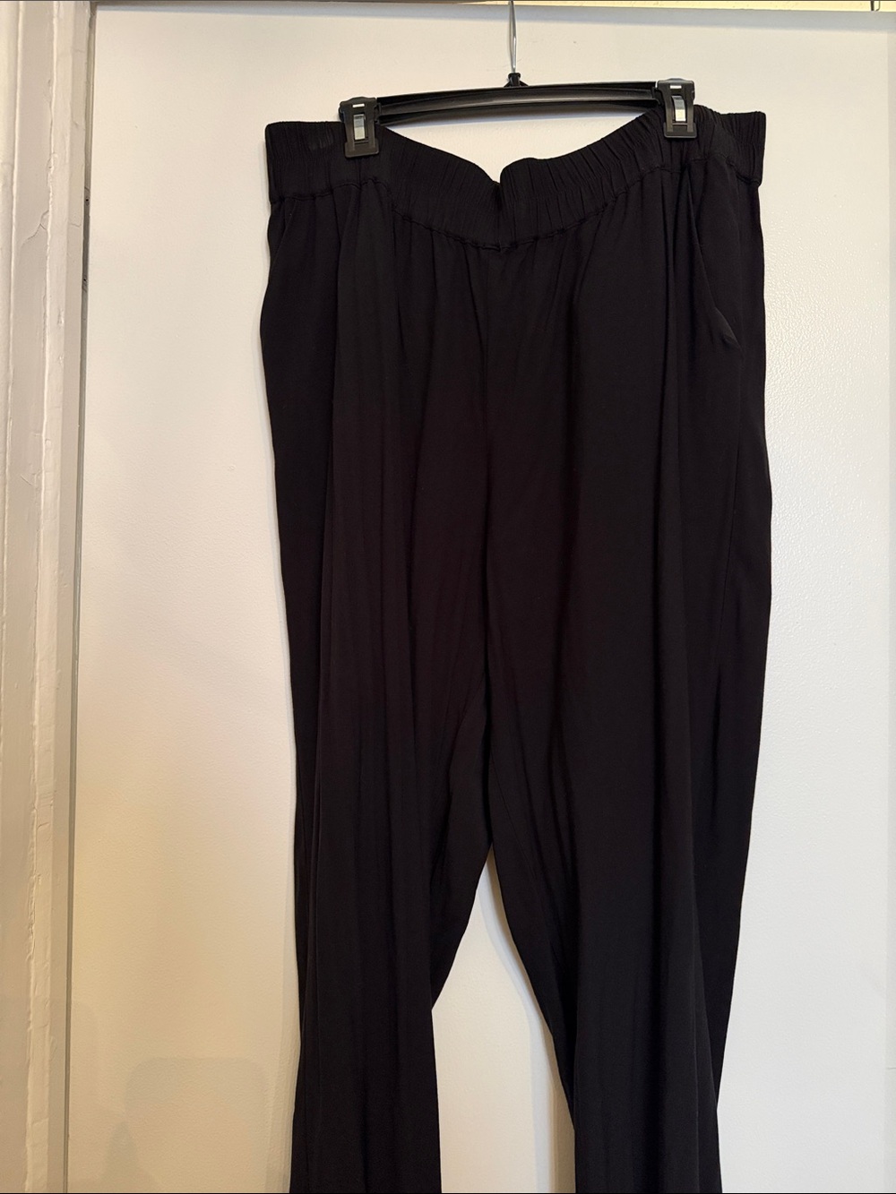 Universal Standard Black Marina Luxe Twill Pull-On Pants